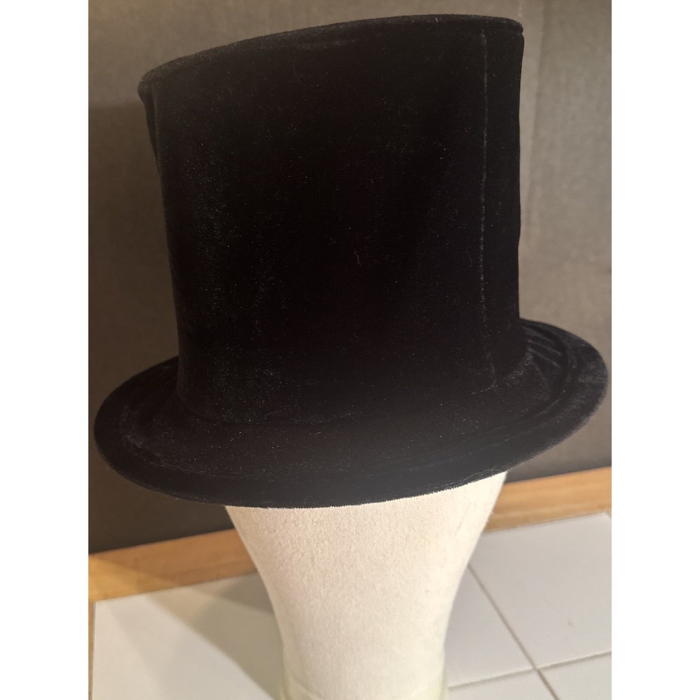 Top Hat Collapsible Black Velvet Magic Toy Steampunk Poof Slinky 2010 Sz 8